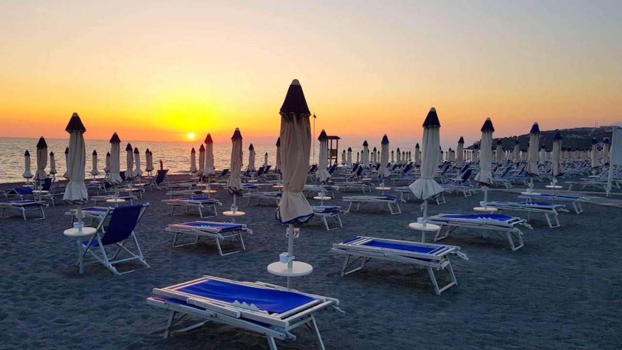 Paradiso Hotel Scalea Exterior photo
